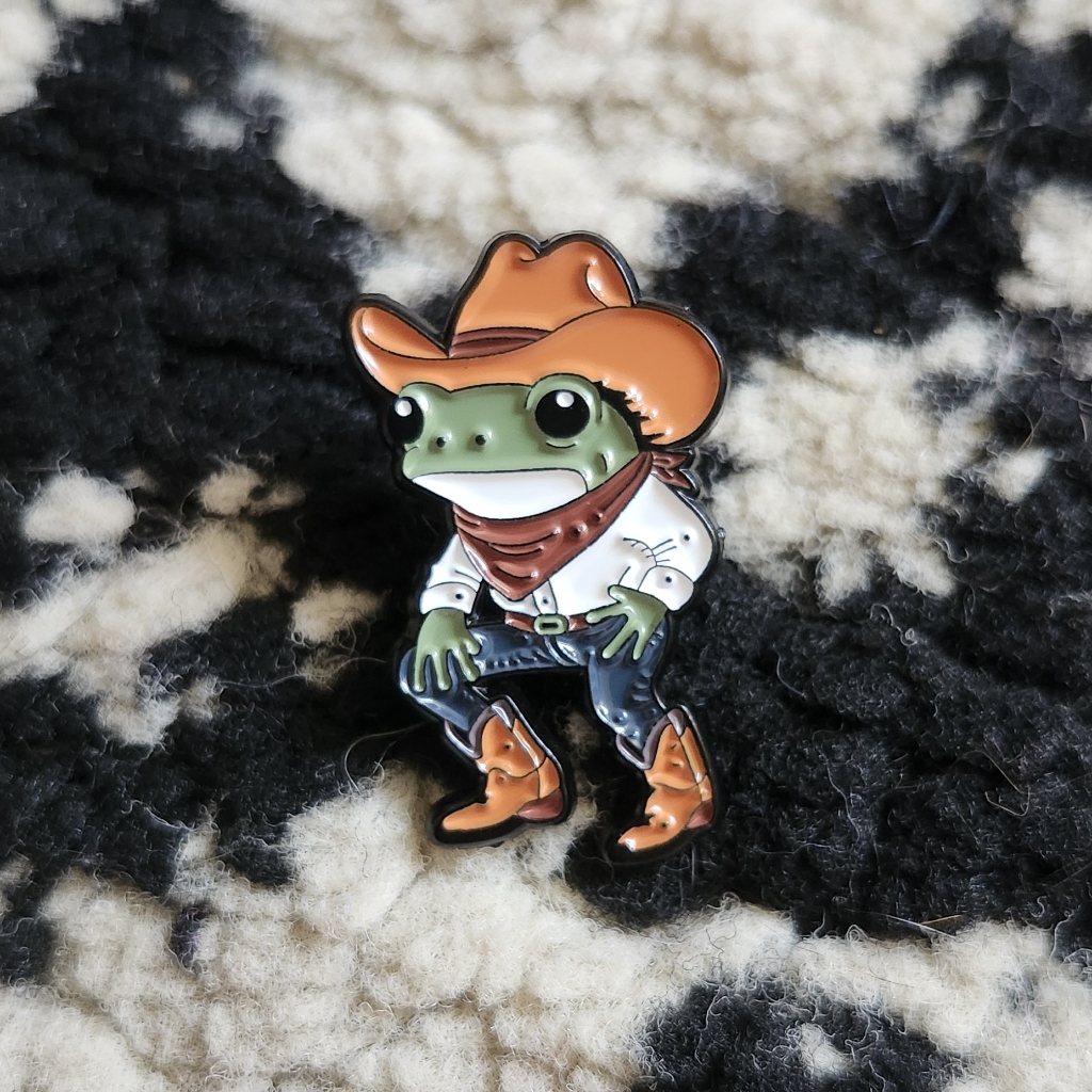 Hot Topic Cowboy Frog Brooch - Green And Orange 12$